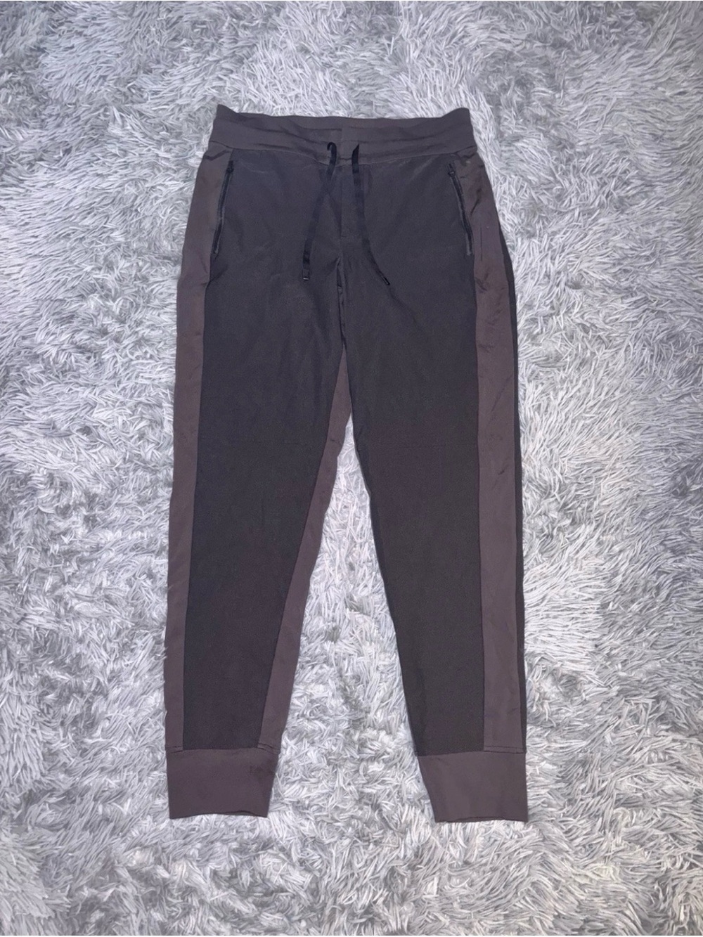 Athleta Pants Women’s Size 8 Gray Headlands Hybrid Trek Mid Rise Jogger Gorpcore